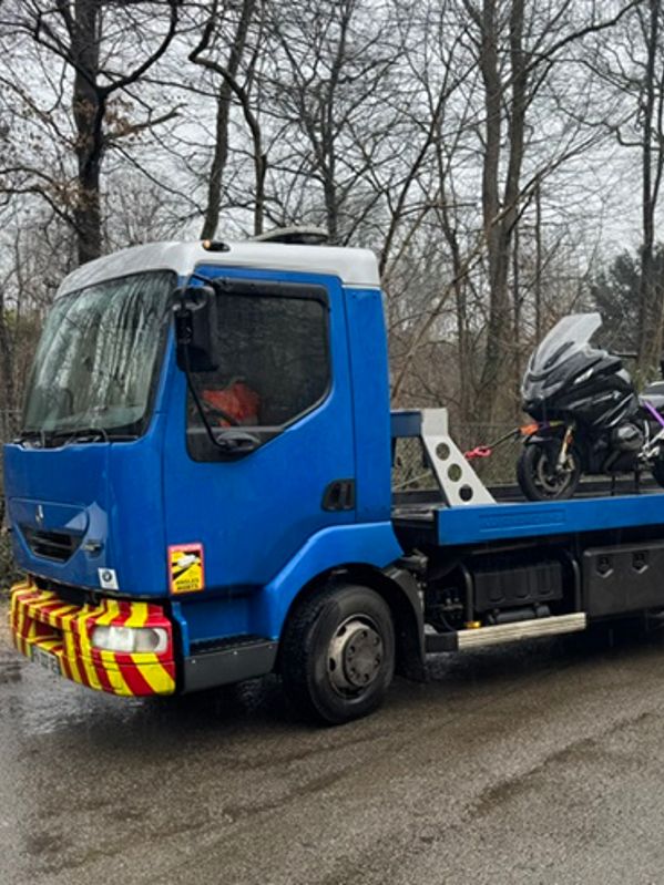 Service de remorquage véhicules Suresnes